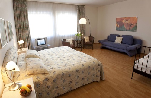 Sindlingen Hotel | Hotel Post Frankfurt Airport