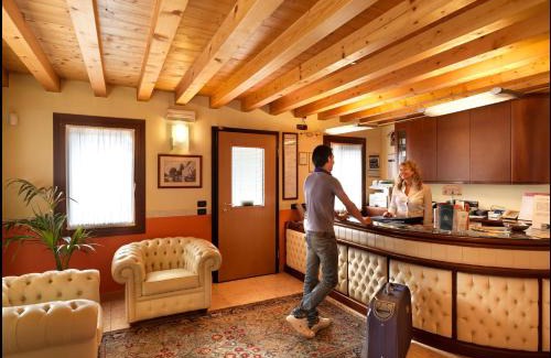 Camposampiero Hotel | Hotel & Residence Roma
