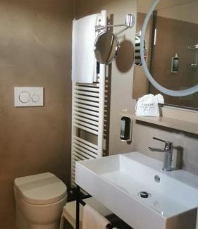 San Gimignano Hotel | Hotel & Restaurant Casolare Le Terre Rosse