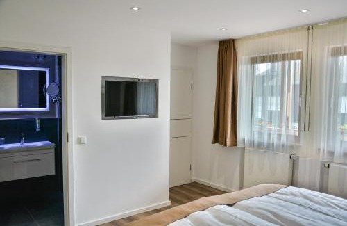Enkenbach-Alsenborn House | Hotel-Restaurant Kölbl