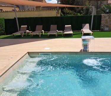 Macanet de Cabrenys Hotel | Hotel-Restaurante La Quadra