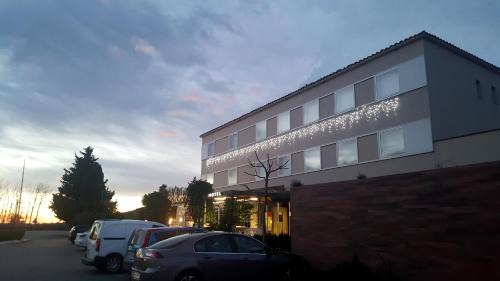 Llers Hotel | Hotel & Restaurant Figueres Parc
