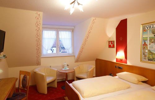 Braeunlingen Hotel | Hotel Restaurant Lindenhof