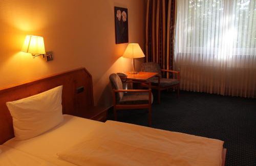 Quickborn Hotel | Hotel-Restaurant Seegarten Quickborn