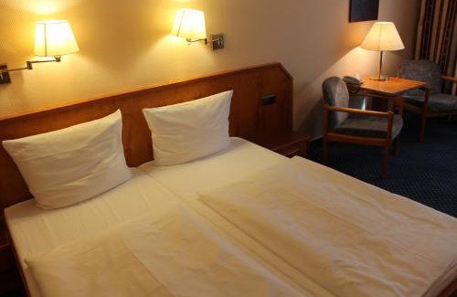 Quickborn Hotel | Hotel-Restaurant Seegarten Quickborn