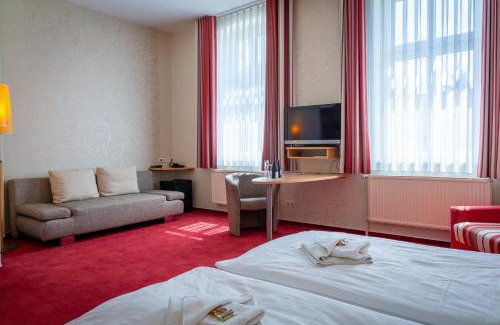 Kyritz Hotel | Hotel & Restaurant Waldschlösschen