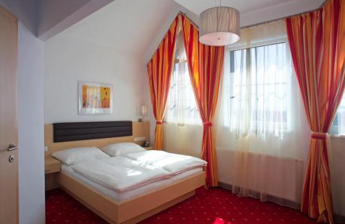 Sankt Valentin Hotel | Hotel Restaurant Wallner I contactless check-in