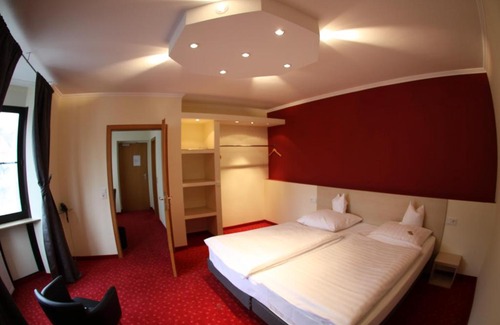 Kelkheim Hotel | Hotel-Restaurant Zum Goldenen Löwen