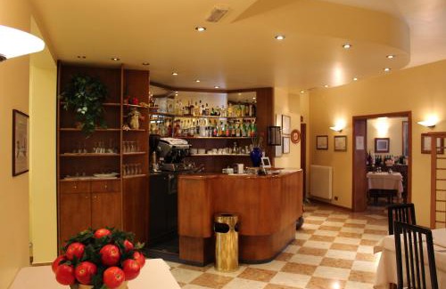 Varago Hotel | Hotel Ristorante Dotto