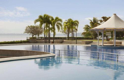 Kumbalam Bed & Breakfast | Hotel Riviera Garden