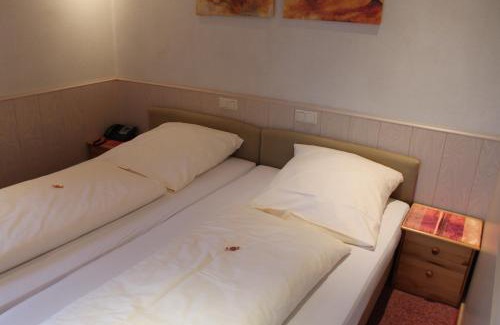 Rothenburg ob der Tauber Hotel | Hotel Rothenburger Hof