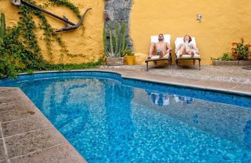 Granadilla de Abona Hotel | Hotel Rural Senderos de Abona