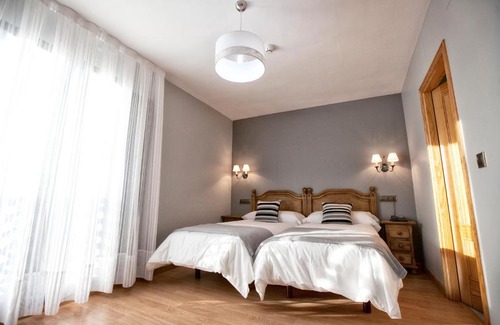 Cangas de Onis Hotel | Hotel Santa Cruz