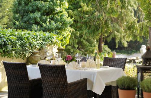 Edesheim Hotel | Hotel Schloss Edesheim