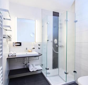 Pelham Hotel | Hotel Seeblick & Ferienwohnung