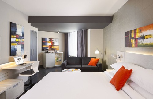 Saint Louis Hotel | Hotel Sepia
