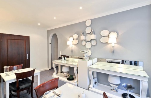 Stadtmitte Hotel | Hotel Sir & Lady Astor