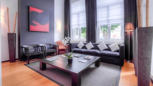 Mons Hotel | Hotel St James