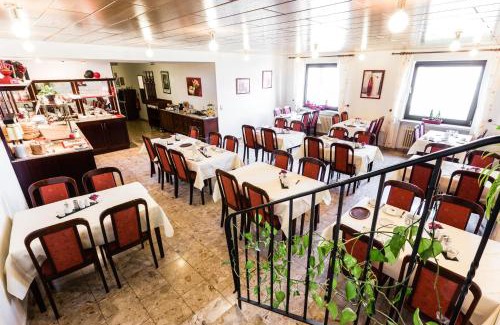 Bad Hoenningen House | Hotel St. Pierre