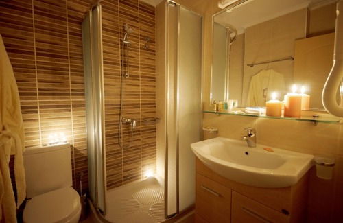Pineios Hotel | Hotel Taxiarhis