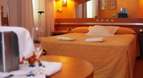 Torrelavega Hotel | Hotel Torresport