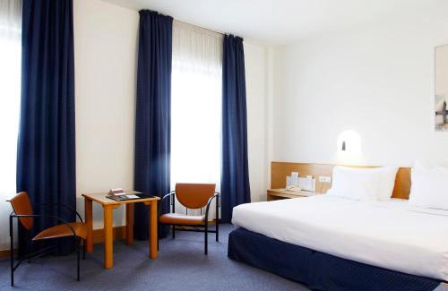 Primer Ensanche Hotel | Hotel Tres Reyes Pamplona