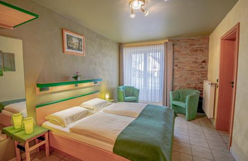 Burg-Reuland Hotel | Hotel Ulftaler Schenke