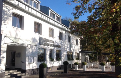 Herzogenrath Apartment | Hotel und Apartment Garni Eurode Live
