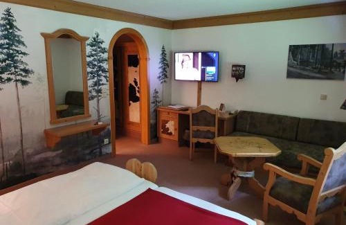 Gruenhain-Beierfeld Hotel | Hotel und Restaurant Köhlerhütte - Fürstenbrunn
