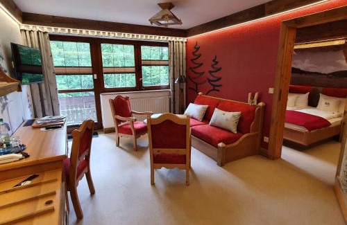 Gruenhain-Beierfeld Hotel | Hotel und Restaurant Köhlerhütte - Fürstenbrunn