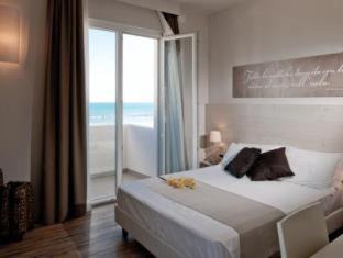 Senigallia Hotel | Hotel Universal