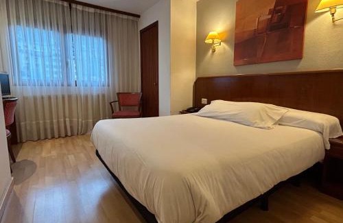 Eibar Hotel | Hotel Unzaga Plaza