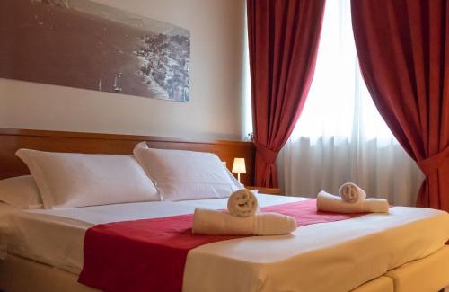 Colà Di Lazise Hotel | Hotel Venezia Park - ENJOY HOLIDAY