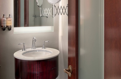 Historic Hill Hotel | Hotel Viking