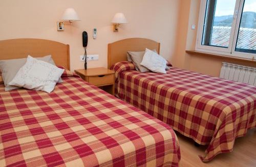 Ayerbe Hotel | Hotel Villa de Ayerbe