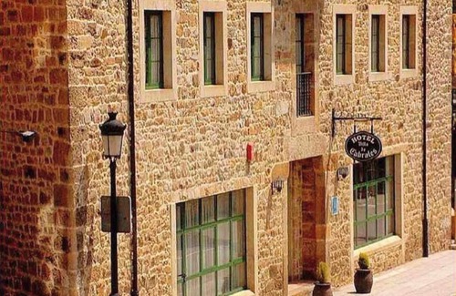 Arenas de Cabrales Hotel | Hotel Villa de Cabrales