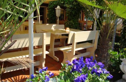 Mazzorno Sinistro Hotel | Hotel Villa Ginevra