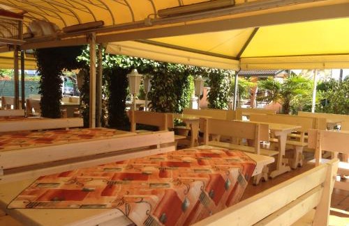 Mazzorno Sinistro Hotel | Hotel Villa Ginevra