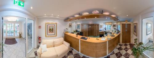 Lohausen Hotel | Hotel Villa im Park