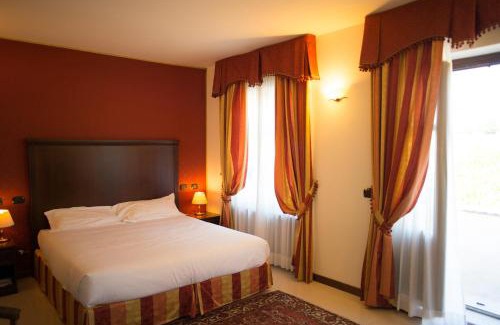 Neive Hotel | Hotel Villa Lauri