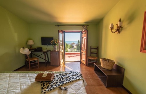 Villagonia Hotel | Hotel Villa Sirina