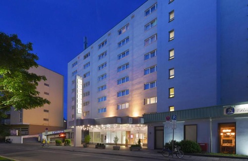 Schwere-Reiter-Straße Hotel | Hotel Vitalis by Amedia