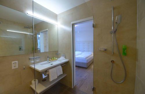 St. Moritz Hotel | Hotel Waldhaus am See