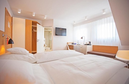 Dagersheim Hotel | Hotel Waldhorn
