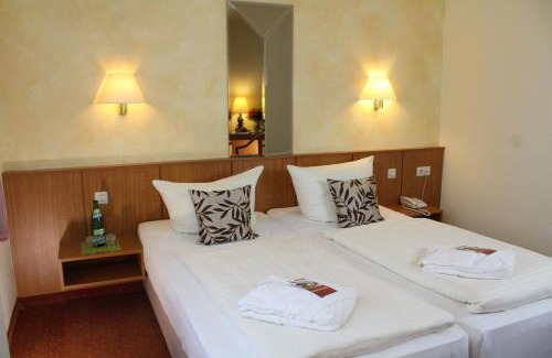 Kerspleben Hotel | Hotel Weisser Schwan