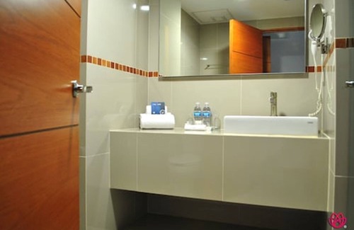 Zona Expo Hotel | Hotel y Tú