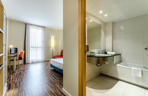 Zaragoza Hotel | Hotel YIT Ciudad De Zaragoza