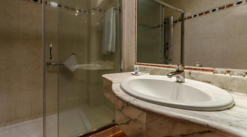 Bailen Hotel | Hotel Zodiaco