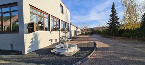 Stickgras Hotel | Hotel zur Riede bei Bremen