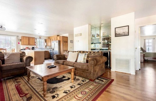 Yosemite West House | House ∙ 1 bedroom ∙ 8 guests